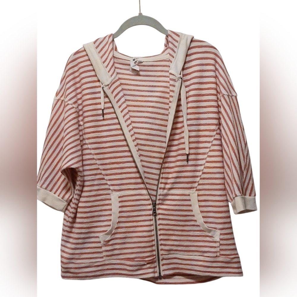 Cable & Gauge - White & Pink Stripped Hoodie W/ Drawstring & Pockets - Picture 6 of 9